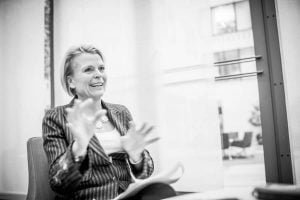Åsa Regnér nya utspel om LSS väcker både förhoppningar och tvivel. Foto: Linnea Bengtsson.