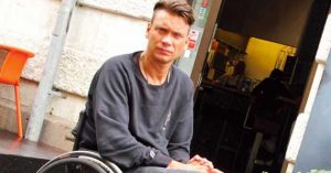 Butiker som stoppar rullstolar hängs ut