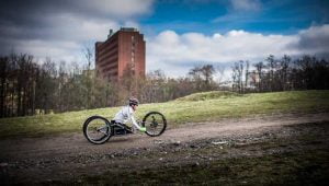 Jag har alltid älskat att idrotta och det var mycket idrotten som tog mig tillbaka, säger Aron Anderson. Foto: Linnea Bengtsson.