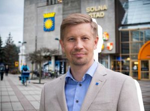 ordförande för omvårdnadsnämnden i Solna (collage)|Samuel Klippfalk