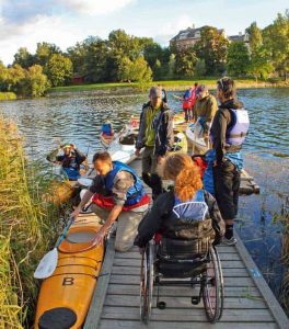 I kajak med hela familjen