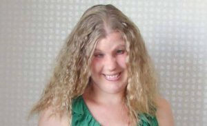 “Säg det en gång till, så moonar jag på torget”