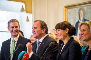 Löfven lovar att bredda diskrimineringslagen