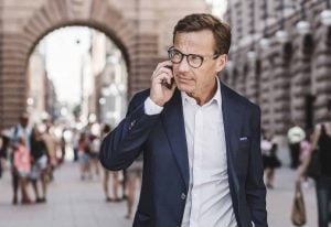 ”Vi har tagit bort det förslaget helt.” Ulf Kristersson (M) har ändrat sig om skattehöjningen för personer med aktivitets- och sjukersättning. Foto: Axel Adolfsson.