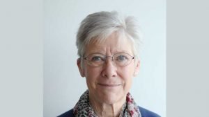 Socialstyrelsen vill ha grundutbildning för alla assistenter