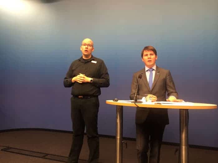 Teckenspråkstolkning räddade Erik Ullenhags presskonferens