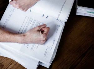 Kvinna nekas sjukersättning trots intyg från två olika läkare