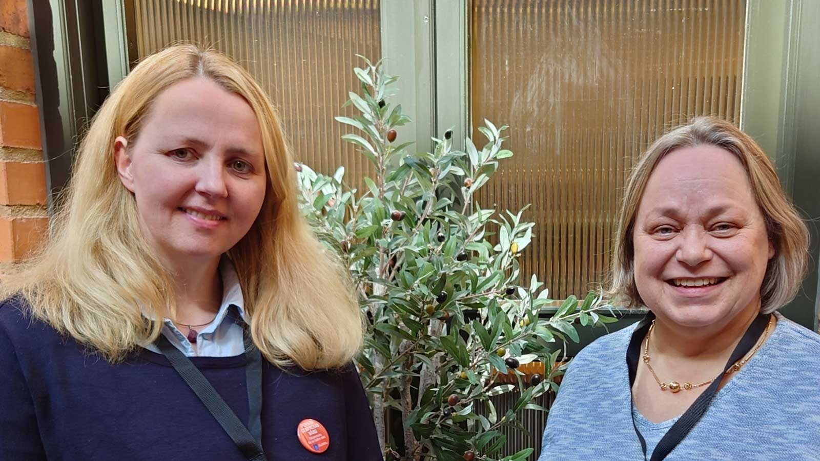 Patientrepresentanterna Jana Bergholtz och Pia Andersson på det nordiska toppmötet NRDS 2023. Foto Karin Mossler.