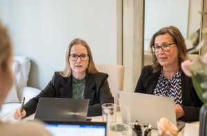 Linda Bergstrand och Josefin Mikaelsson. Foto: Linnea Bengtsson.