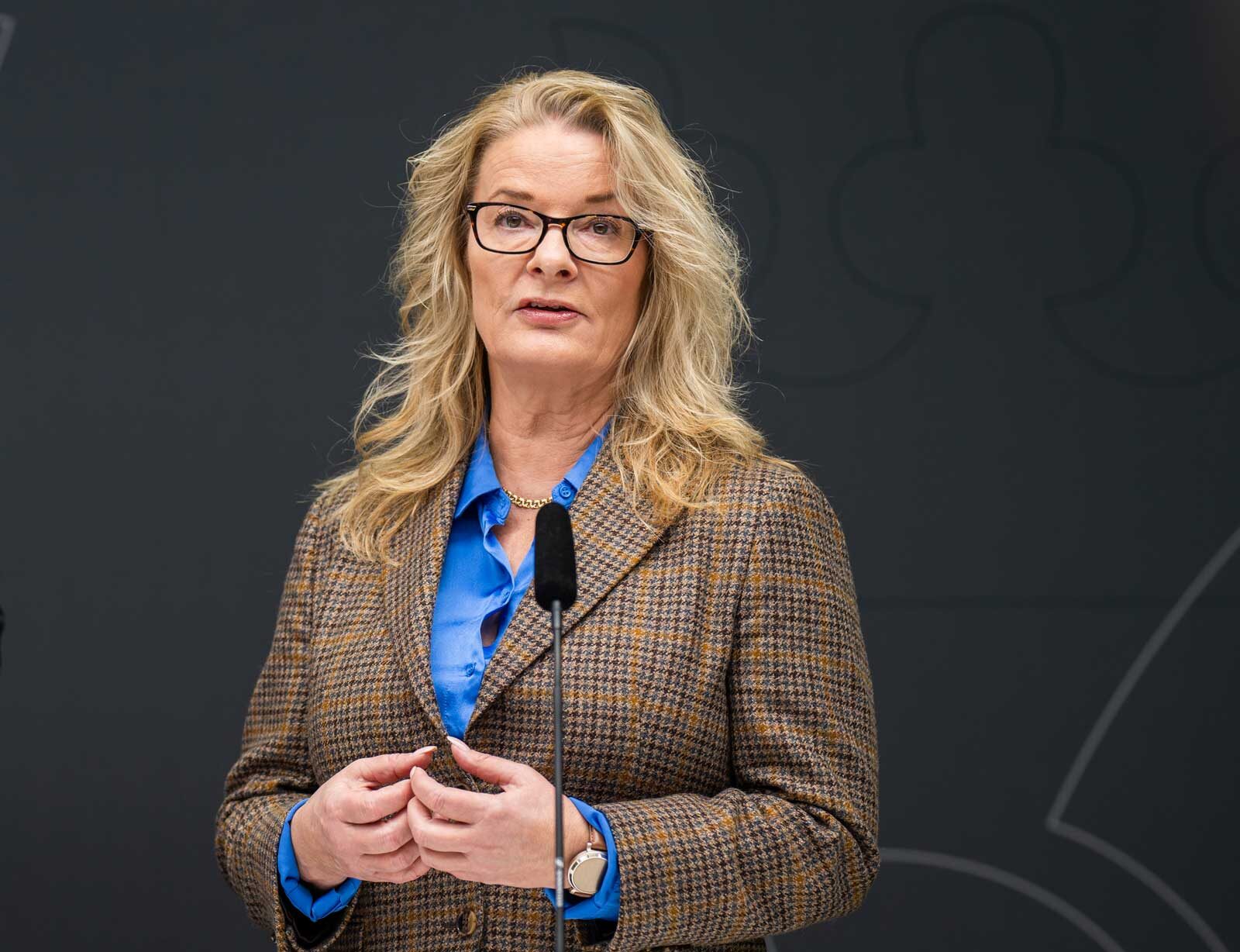 Lotta Edholm. Foto: Linnea Bengtsson.