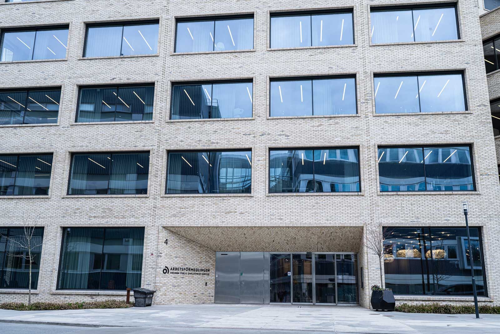 Arbetsförmedlingens huvudkontor i Solna. Foto: Linnea Bengtsson.