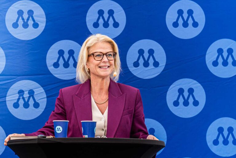 Elisabeth Svantesson. Foto: Linnea Bengtsson.