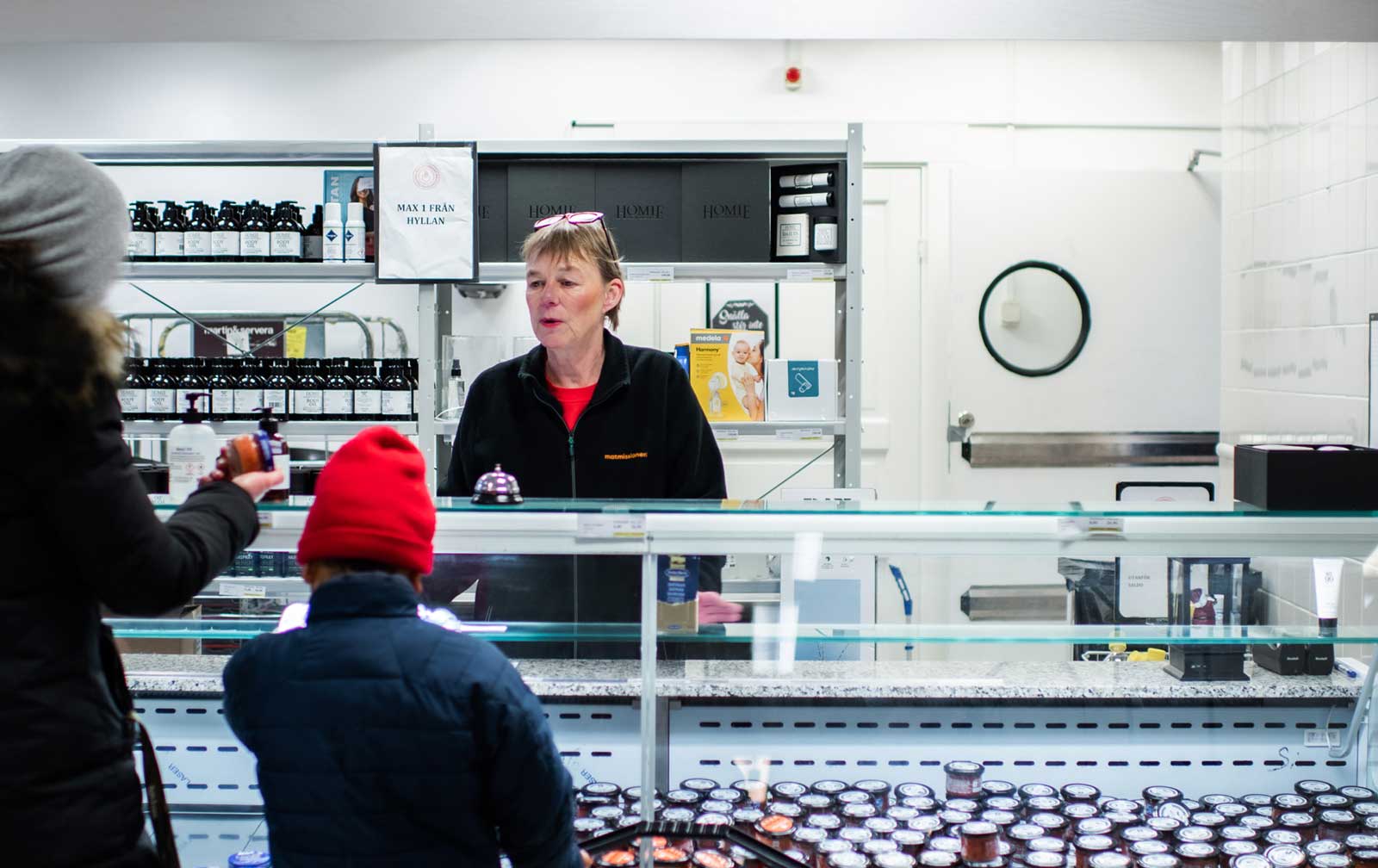 Matmissionens butik. Foto: Linnea Bengtsson.